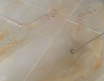 伽师瓷砖空鼓维修公司分享粘合剂选择不当在瓷砖铺贴过程中可能导致以下问题